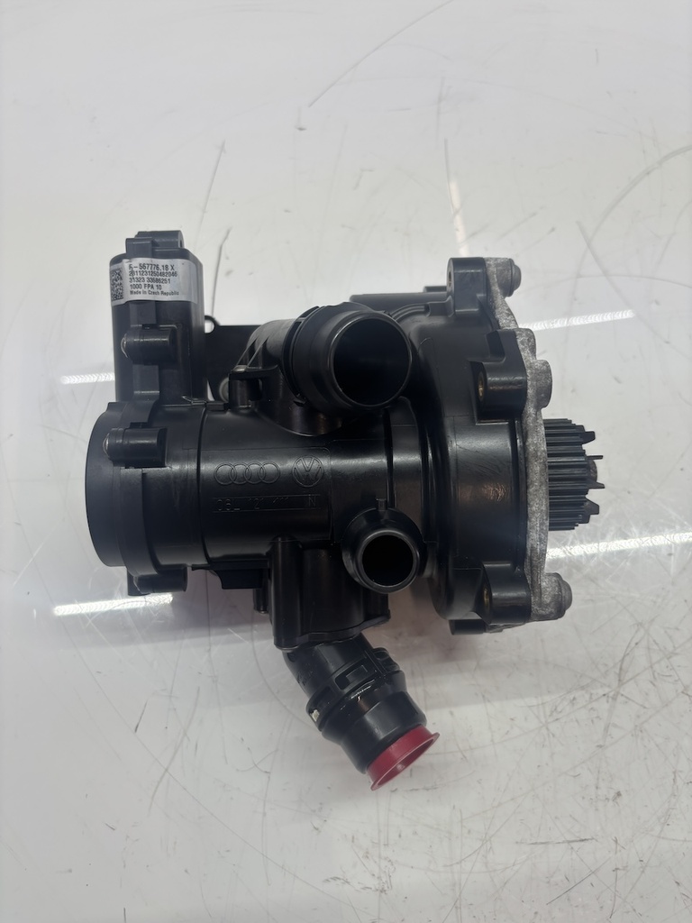 [MTD-473366] Bomba de agua Porsche Macan 95B 2.0 gasolina 06L121111N