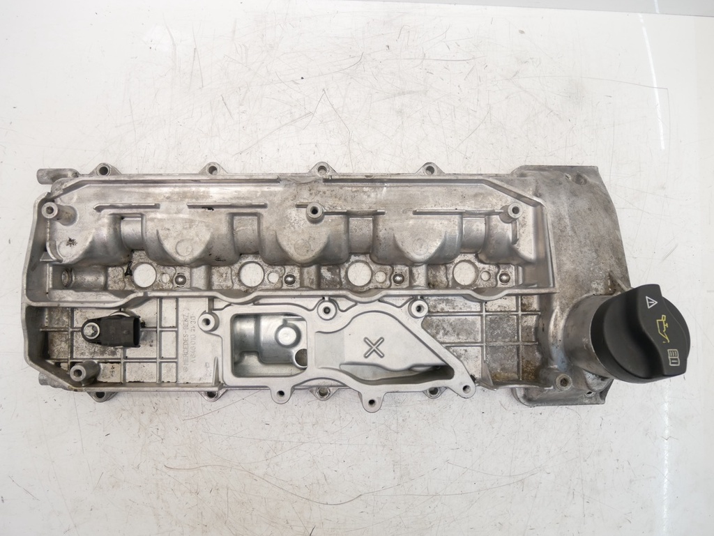 [MTD-484702] Tapa de balancines Mercedes Sprinter 2.2 CDI OM646.985 646.985 OM646 A6460102130