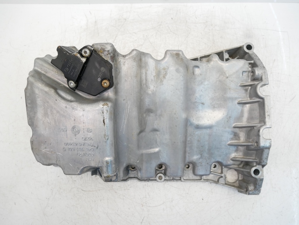 [MTD-492894] Cárter de aceite Audi A4 B9 Q5 A5 2.0 TDI DET DETA DETB 04L103601S