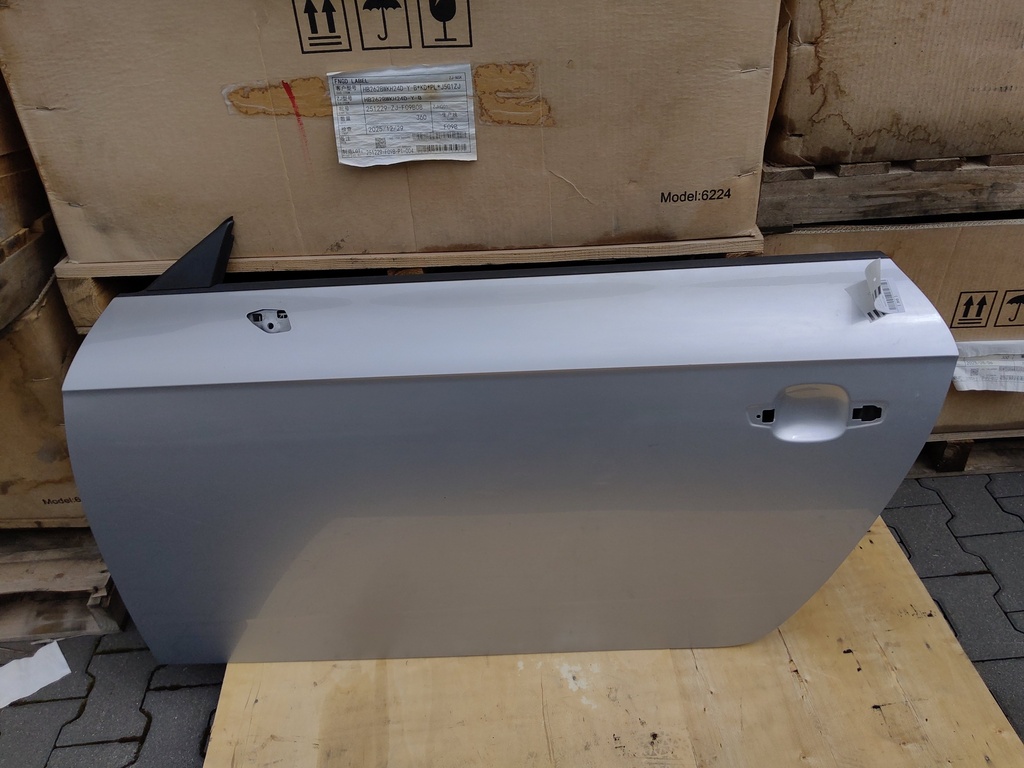 [MTD-525001] Puerta delantera izquierda Audi TT 2015 (CUNA, CUN) 184 CV