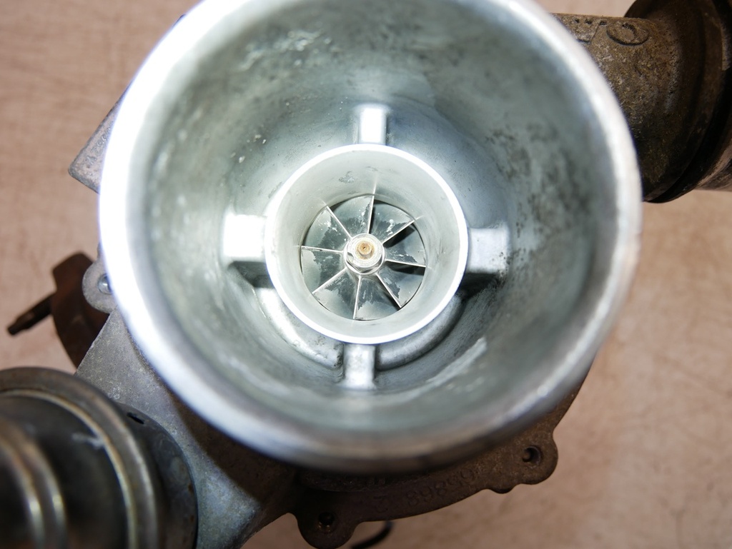 [MTD-407330] Turbocompresor Volvo V40 525 2.0 D2 D4204T8 31380130