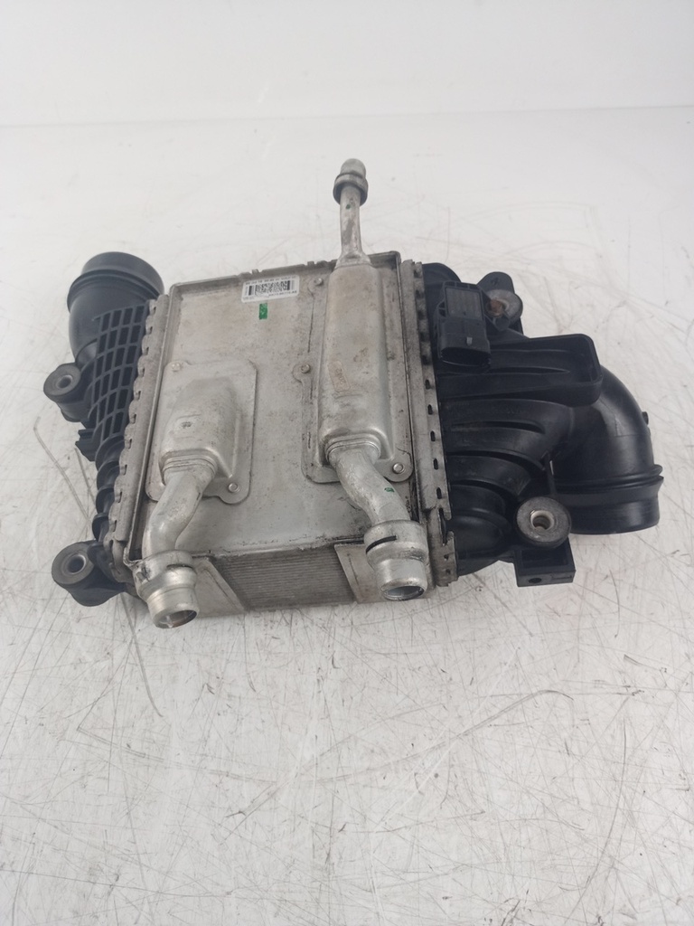 [MTD-433838] Intercooler Jaguar F-Pace X761 2.0 Ti4 AWD PT204 184 kW 250 CV