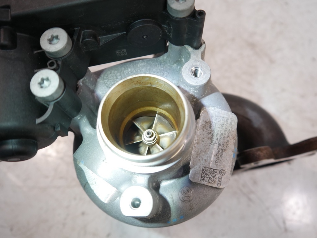 [MTD-493466] Turbocompresor VW Passat B8 1.4 GTE Hybrid DGEB 04E145715M