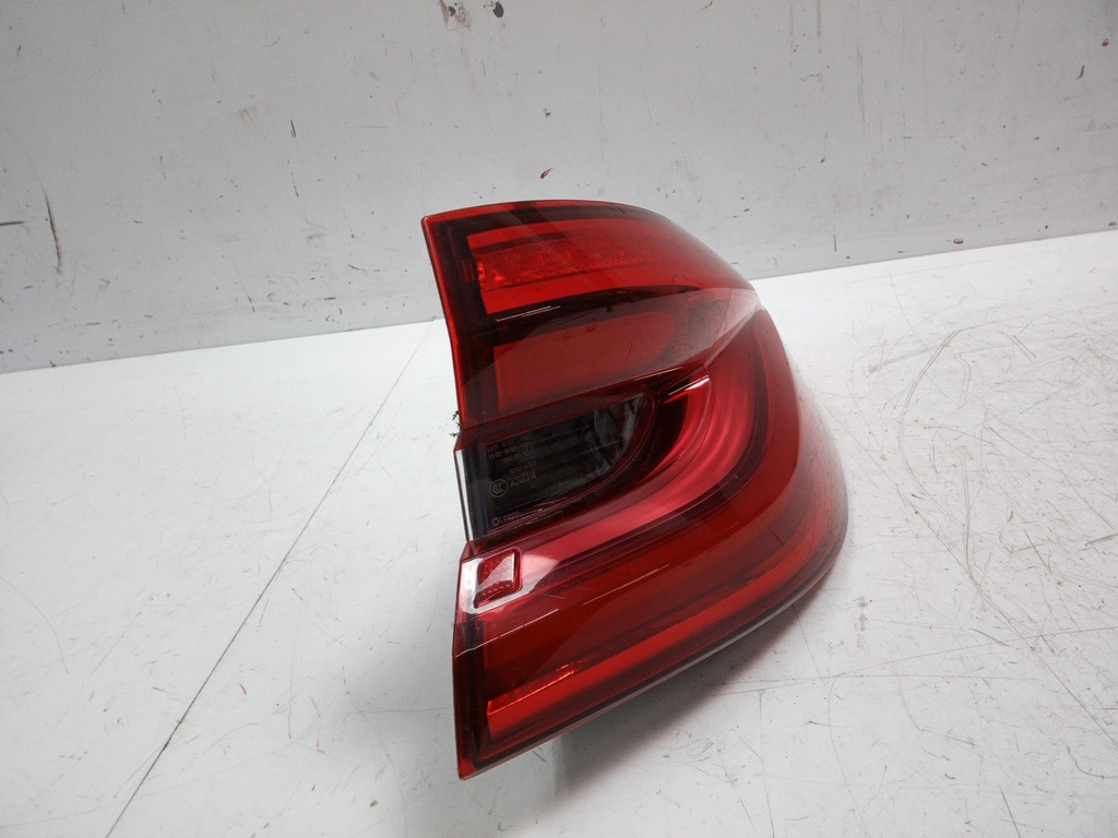 [MTD-499606] Luz trasera derecha BMW Serie 6 G32 GT 2.0 B47D20B B47D20O1 B47 7376484