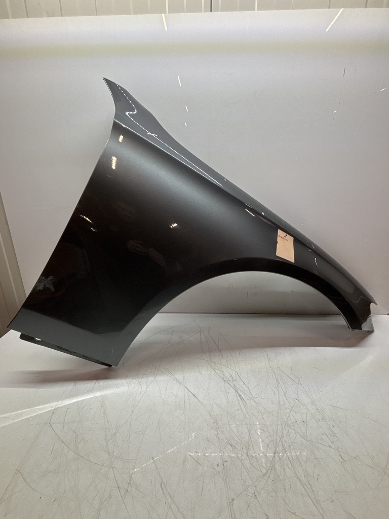 [MTD-500170] Guardabarros derecho Mercedes E220 W212 OM654.920