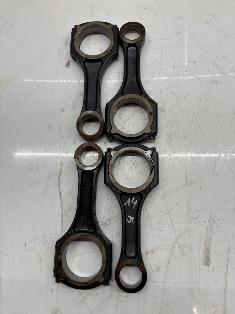 [MTD-445947] 4x Biela Mercedes 2.2 CDI OM651.924 651.924 OM651 A6510300020
