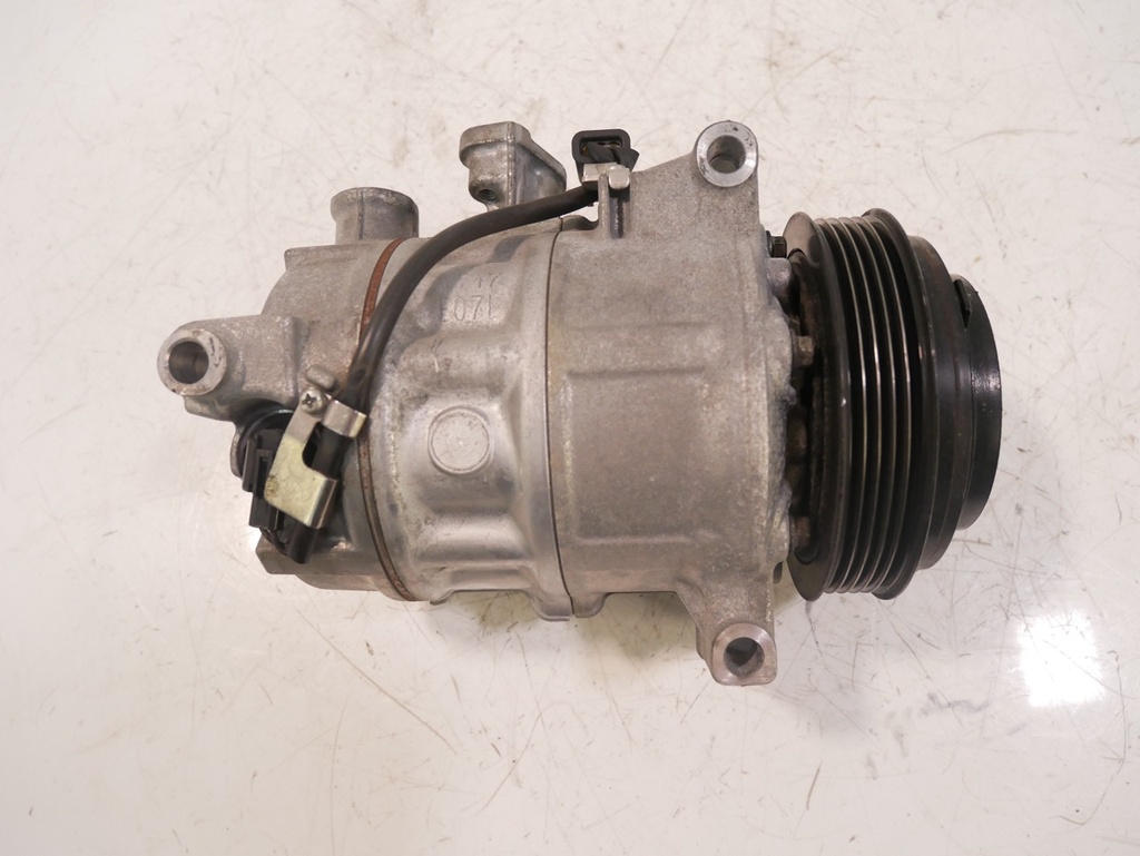 [MTD-415795] Compresor de aire acondicionado para Mercedes C-Klasse W205 S205 A205 1.6 C 180 200 d OM 654.916
