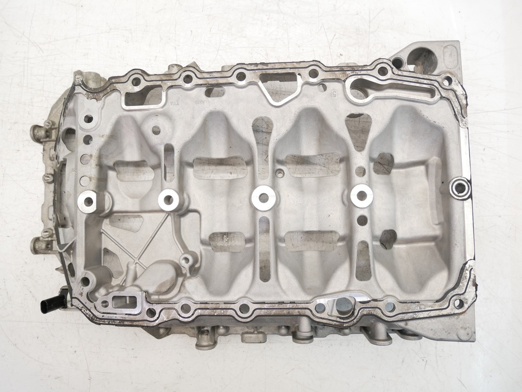 [MTD-472106] Parte superior del cárter de aceite VW Passat B7 2.0 TSI DTDA DDSA DDSB 06K103603CT