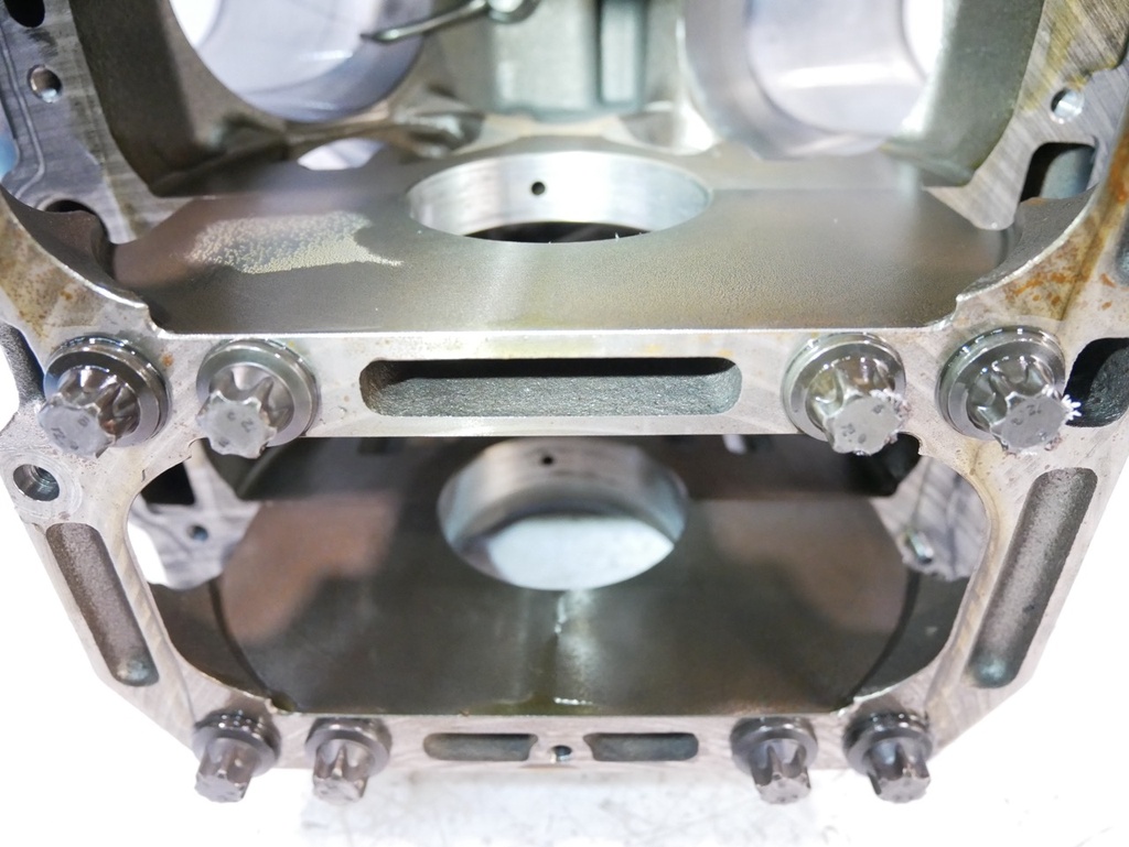 [MTD-485904] Bloque motor Audi A8 D3 S8 4.2 TDI quattro BVN 057103021AA