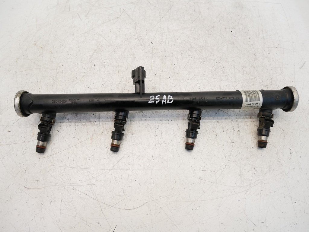[MTD-488336] Riel inyector Chevrolet Silverado 2500 6.0 AWD V8 LQ4 25317628