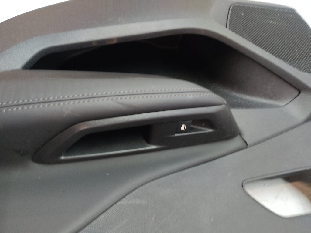 [MTD-510080] Panel de puerta Peugeot 308 SW III 1.5 BlueHDi YHZ DV5RC 99938570
