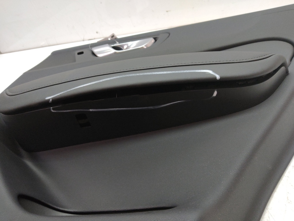 [MTD-514029] Panel de puerta trasera derecha Volvo XC60 II B4 2.0 Mild-Hybrid AWD D420T8