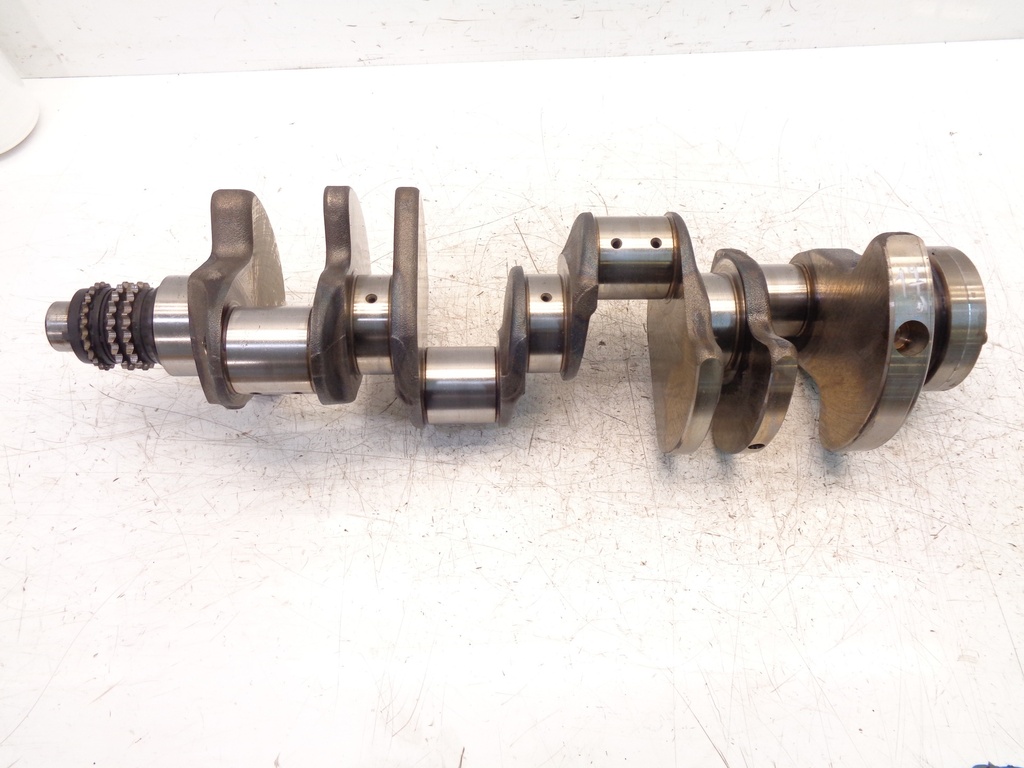 [MTD-382840] Cigüeñal Mercedes-Benz GL 450 X164 4.7 273.923 M273 R27303
