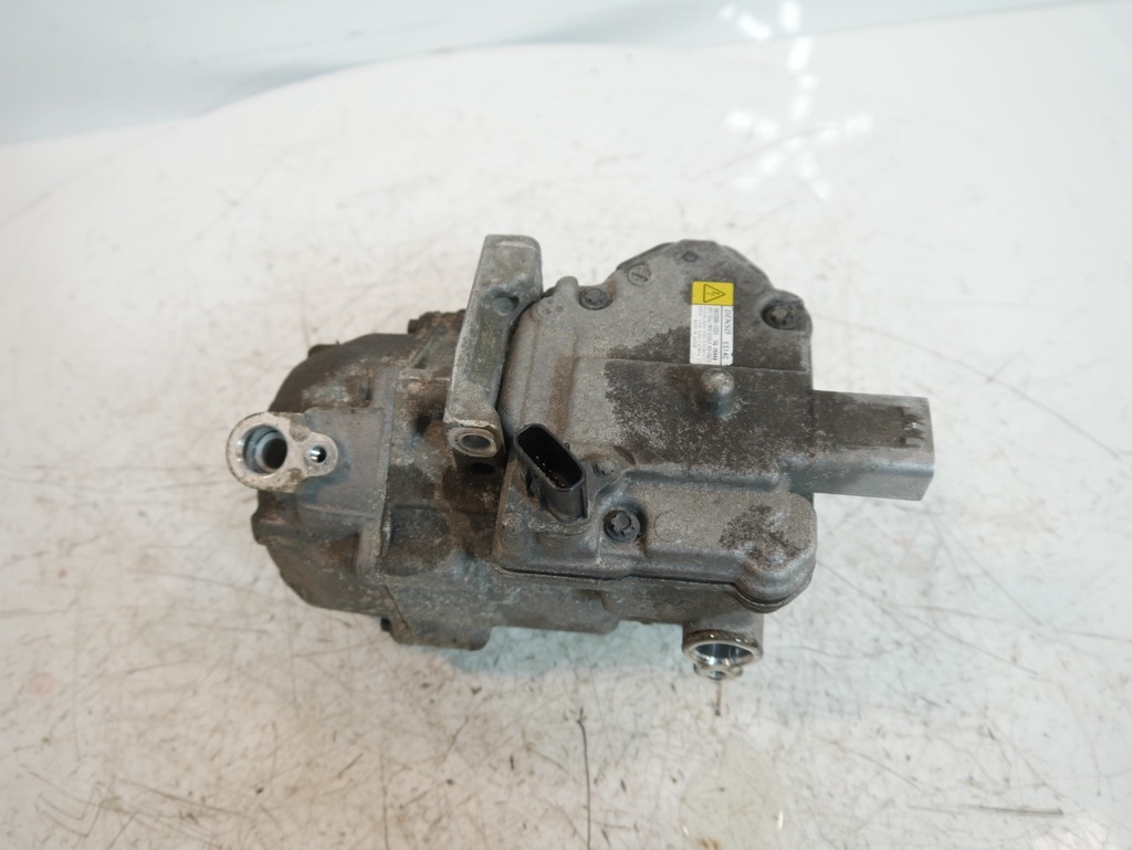 [MTD-493139] Compresor de aire acondicionado Toyota Auris 1.8 Hybrid 2ZR-FXE 042200-1031