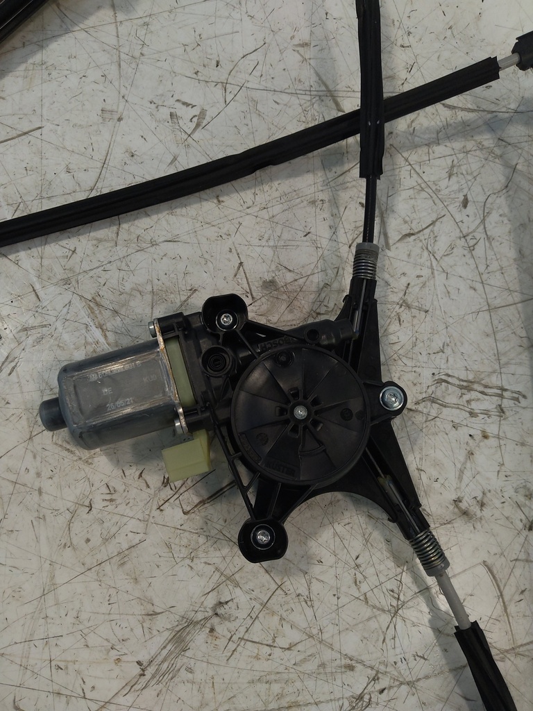 [MTD-526436] Motor de elevalunas Skoda Karoq