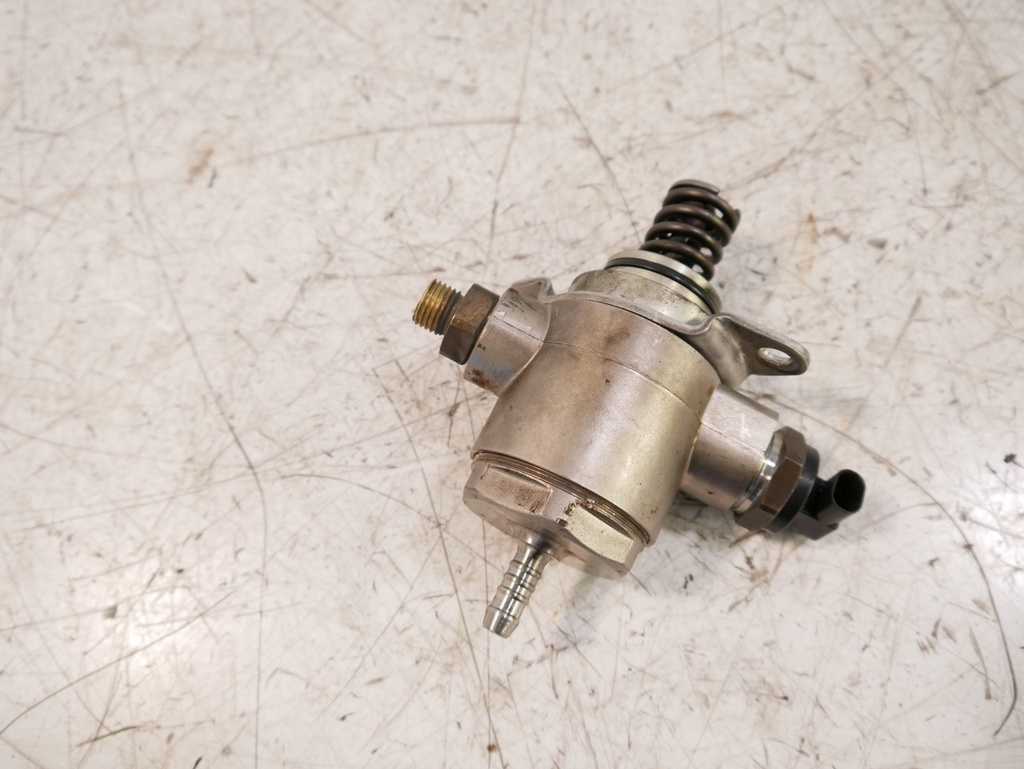 [MTD-458767] Bomba de combustible Audi A4 A5 Q5 2.0 TFSI CDN CDNC 06J127025E