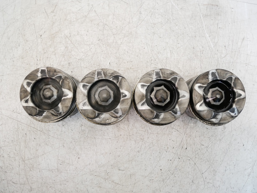 [MTD-504620] 4x pistones Mercedes Sprinter 311 2.2 CDI OM651.958 83L118