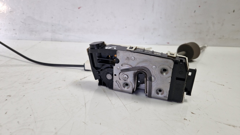 [MTD-510811] Cerradura puerta delantera izquierda Mercedes Sprinter B907 317 CDI 654.920