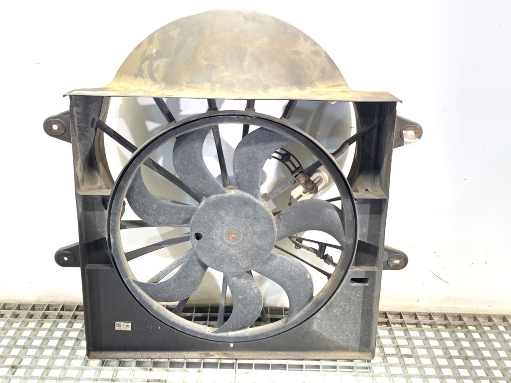 [STARK-914392] Ventilador del radiador JEEP Grand Cherokee III (WH, WK) 3.7 V6 4x4 148 kW [201 KM] gasolina 2008-2010