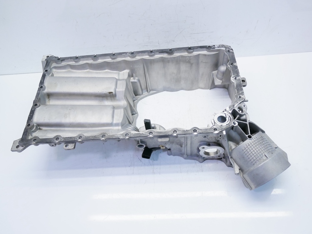 [MTD-418467] Parte superior del cárter de aceite Porsche Cayenne 4.8 V8 M48.01