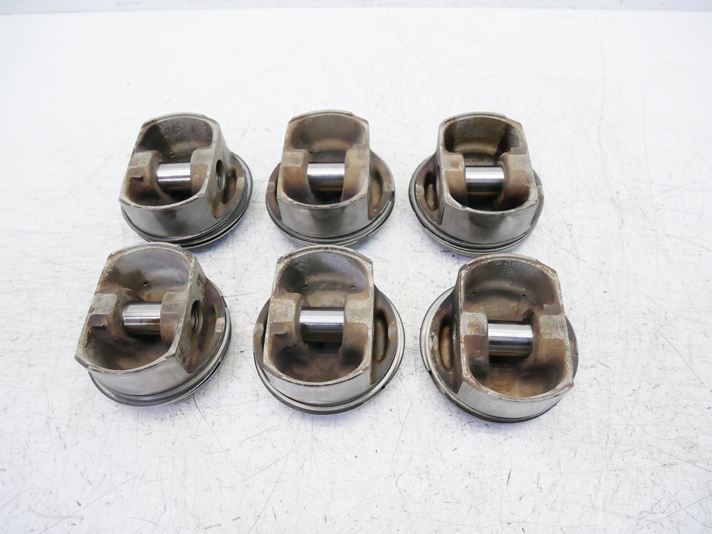 [MTD-409217] Juego de 6 pistones Audi A4 B7 A6 C6 3.2 FSI V6 BKH 06E107065AQ