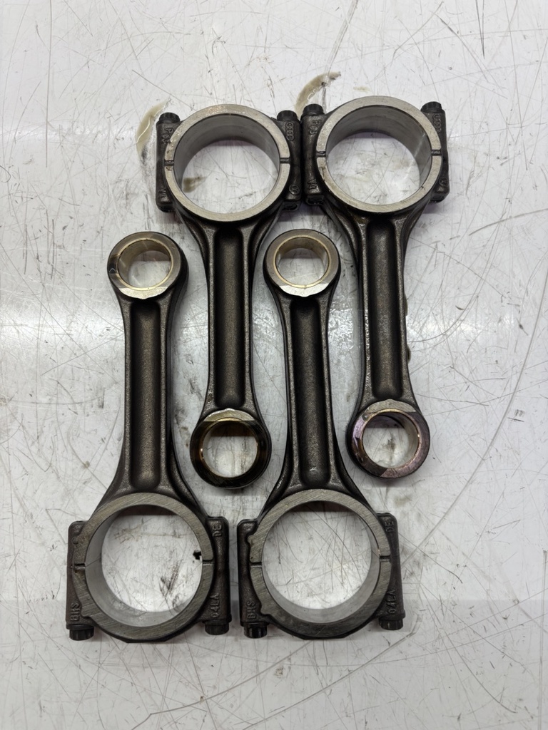 [MTD-451558] 4x Biela Audi A6 C7 2.0 TDI DDDA DDD 04L105401A