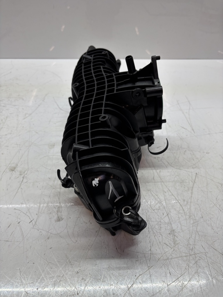 [MTD-451733] Colector de admisión Volvo V40 525 2.0 T2 B4204T17 31441970