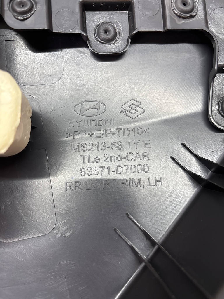 [MTD-498583] Panel de puerta Hyundai Tucson 2.0 CRDI D4HA 83371-D7000