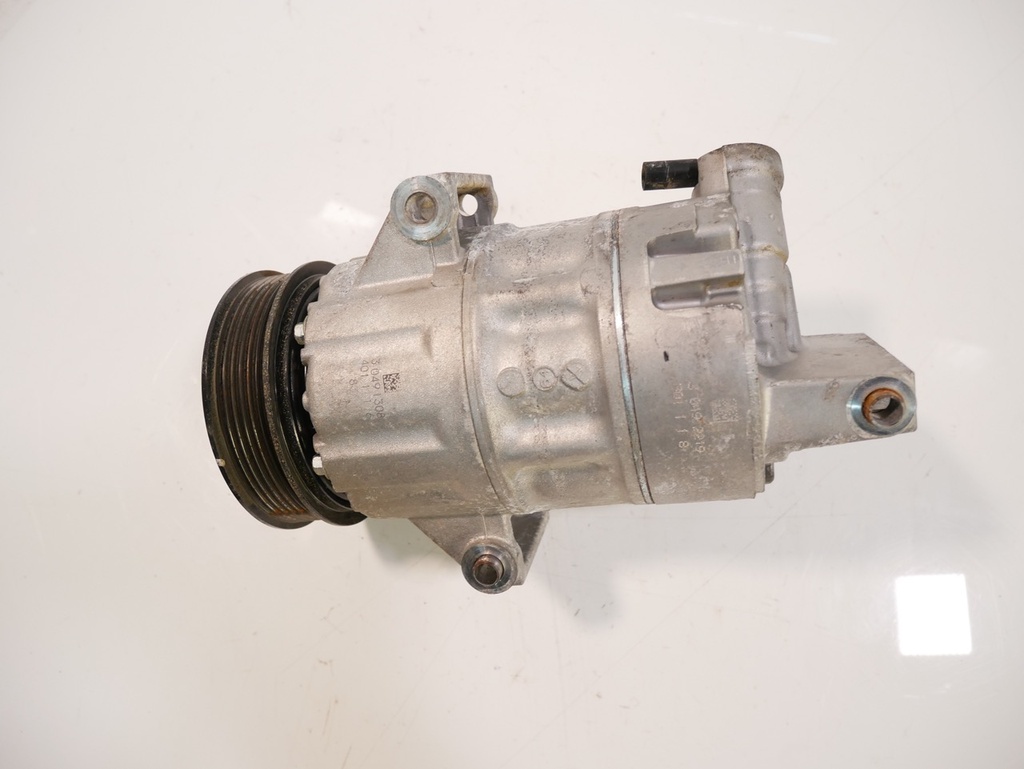 [MTD-447962] Compresor de aire acondicionado Ford Fiesta Puma 1.5 ST EcoBoost YZJA GN11-19D629-AD