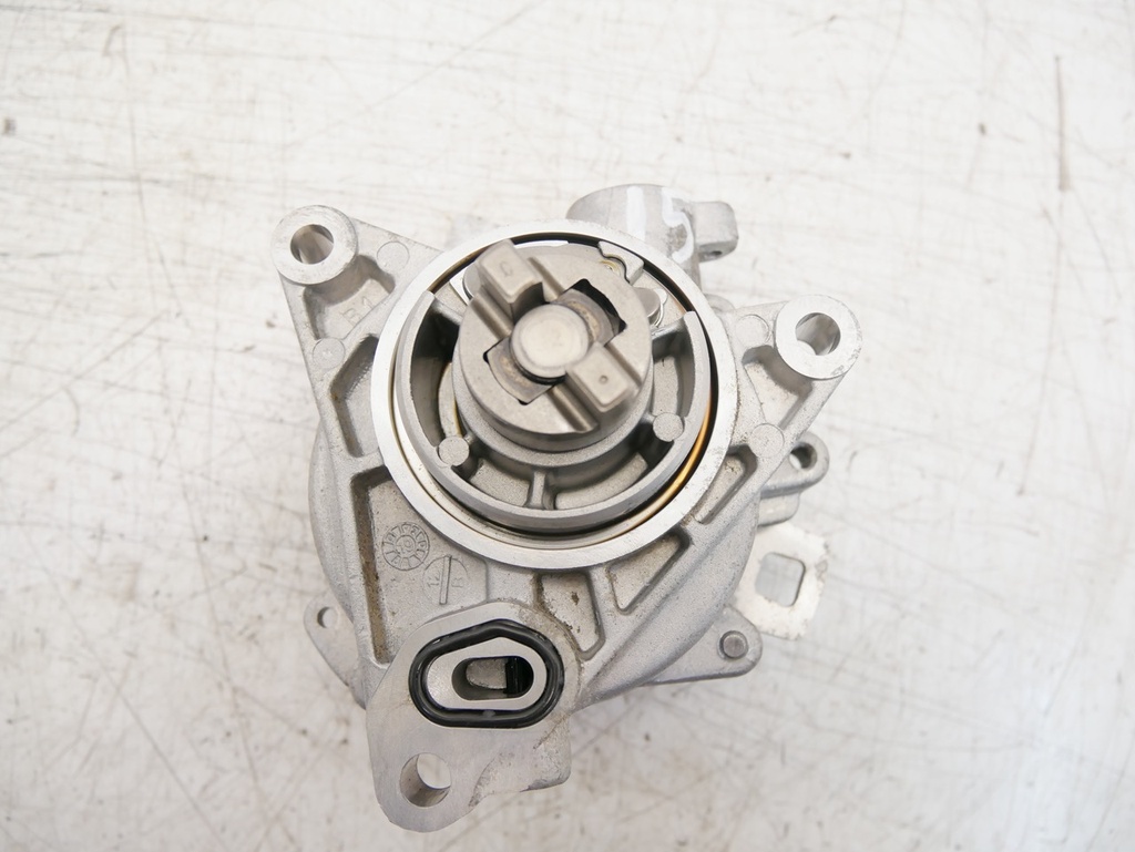 [MTD-448347] Bomba de vacío Volvo XC40 1.5 T3 gasolina B3154T7 32257020