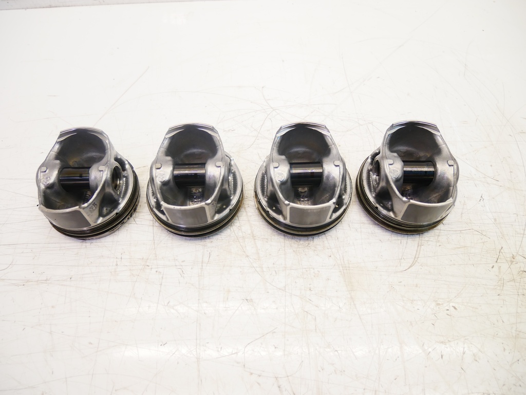 [MTD-403305] 4x Pistones Seat Leon / VW Golf 1.5 TSI DACA DAC 05E107065G