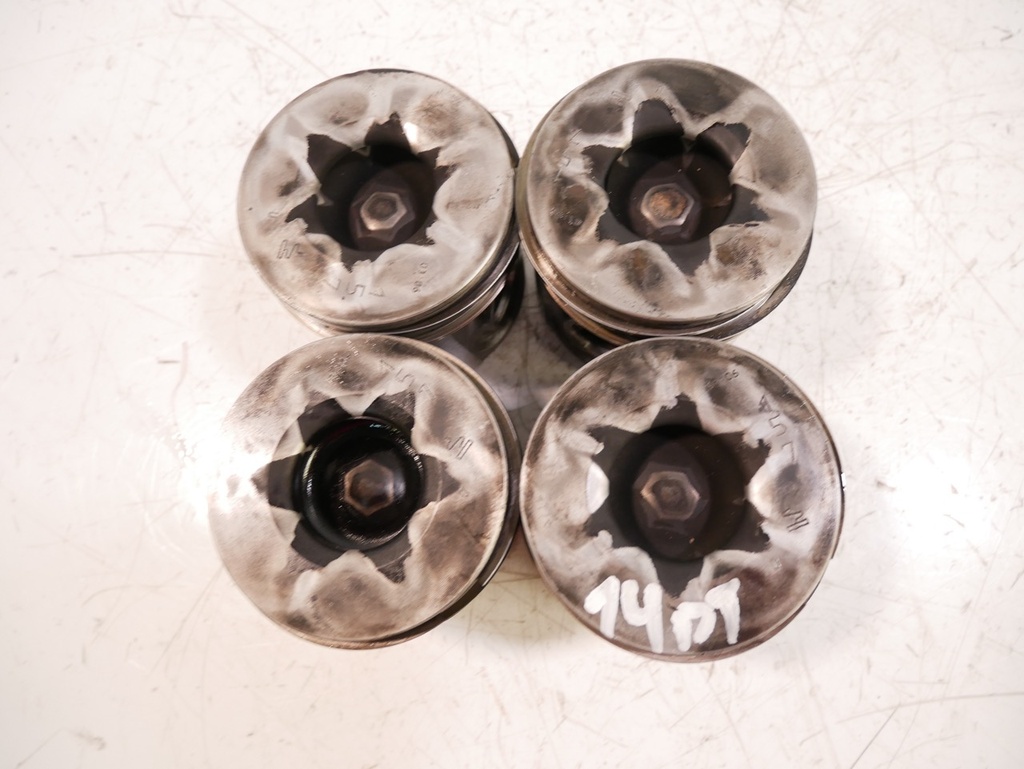 [MTD-429826] 4x pistones Iveco Daily 2.3 D Diesel F1AE0481B 504049347