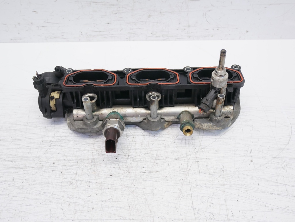 [MTD-432240] Colector de admisión para Audi A6 3.0 TFSI V6 CCAA CCA 06E133109AF
