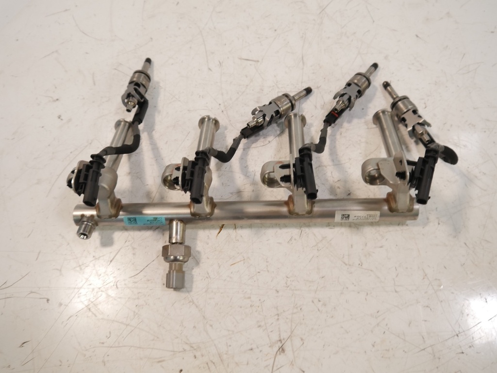 [MTD-467672] Carril del inyector Volvo XC60 246 2.0 T4 B4204T31