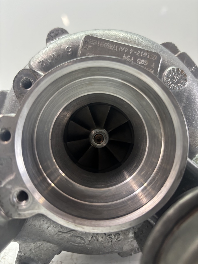 [MTD-478311] Turbocompresor BMW Serie 5 F10 4.4 550i xDrive N63B44B N63 7605794