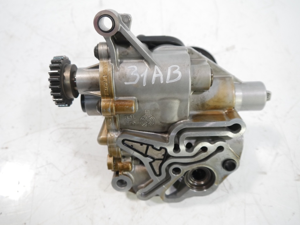 [MTD-479383] Bomba de aceite Audi A4 B8 A5 A6 C7 Q5 2.0 TFSI (06H115105B)