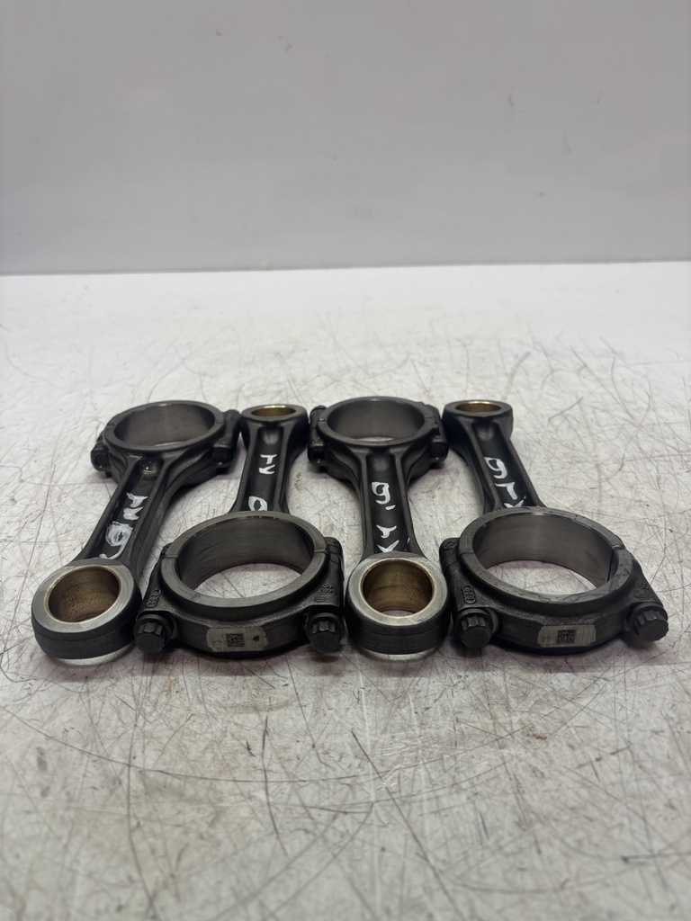 [MTD-480180] 4x Biela VW Audi Golf VII A3 2.0 TDI DGCA DGC 04L105401A