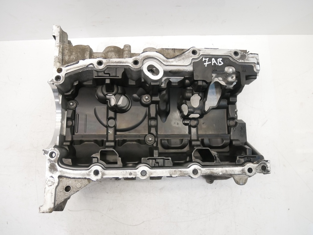 [MTD-482780] Parte superior del cárter de aceite Mercedes A Clase W177 1.3 M282.914 A2820141500