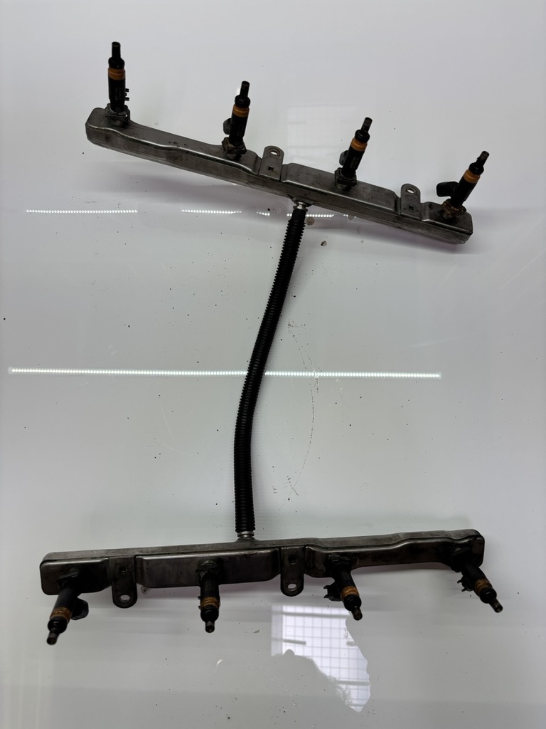 [MTD-483690] Riel inyector Jeep Grand Cherokee III 5.7 V8 4x4 EZD 53013888AC