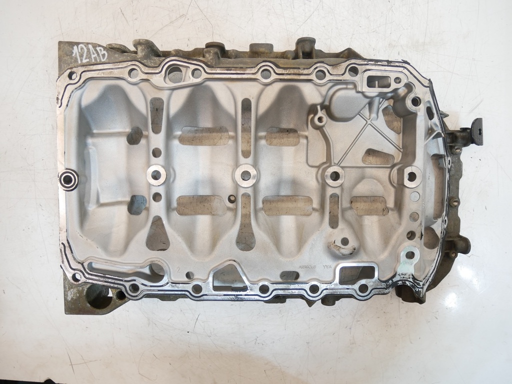 [MTD-483913] Pieza superior del cárter de aceite VW A3 Golf 2.0 TFSI TSI DDSA DDS DKZ CZP 06K108608CT