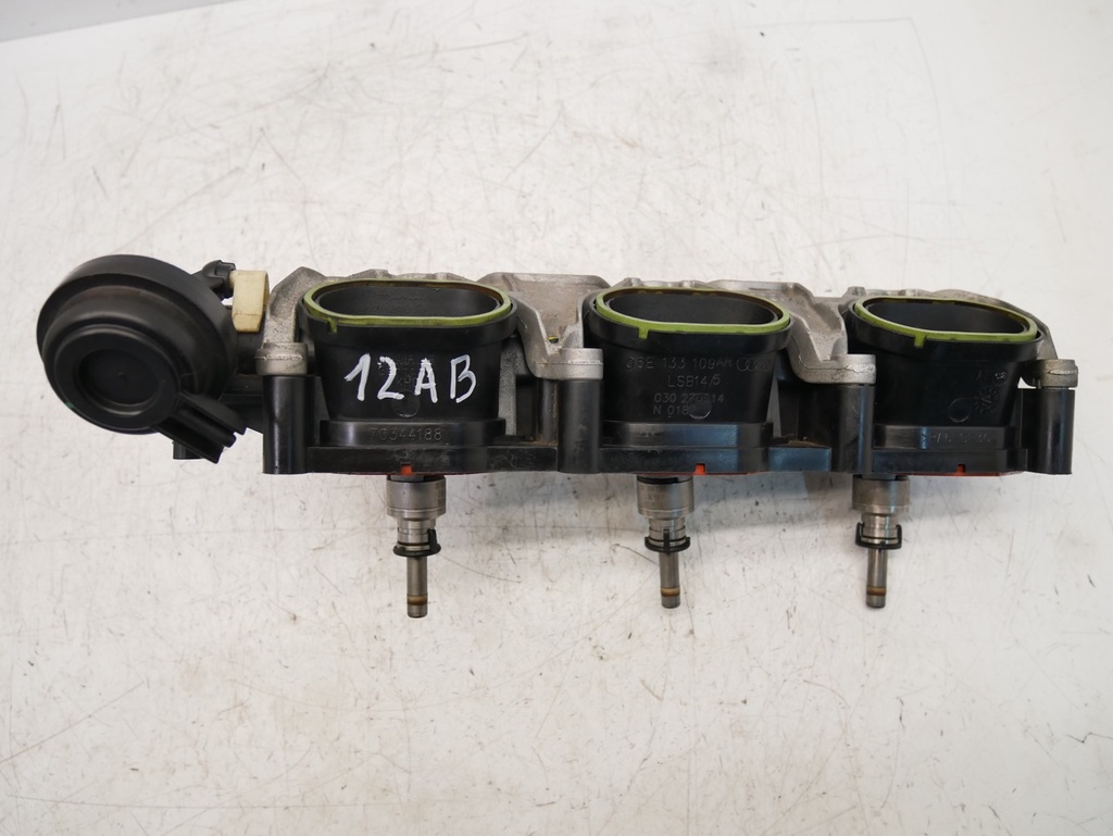 [MTD-484946] Colector de admisión Audi A6 C7 A7 3.0 TFSI quattro CTUA CTU 06E133340E