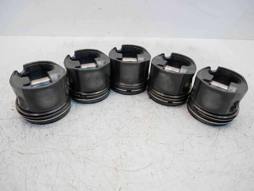 [MTD-492700] 5x pistones Volvo 850 S70 V70 S80 2.5 TDI D5252T