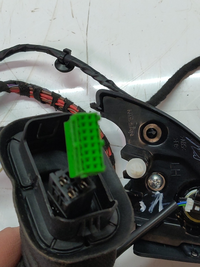 [MTD-505683] Mazo de cables delantero izquierdo Infiniti Q30 M270.920 80293-5DA0A