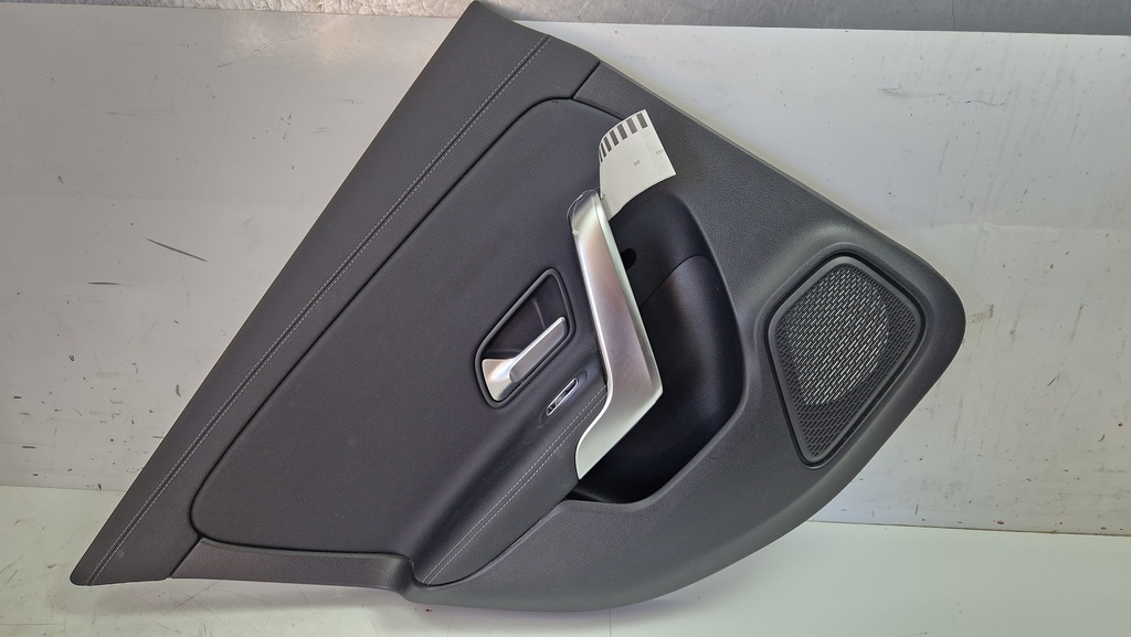 [MTD-509294] Embellecedor de puerta Mercedes CLA C118 1.3 200 M282