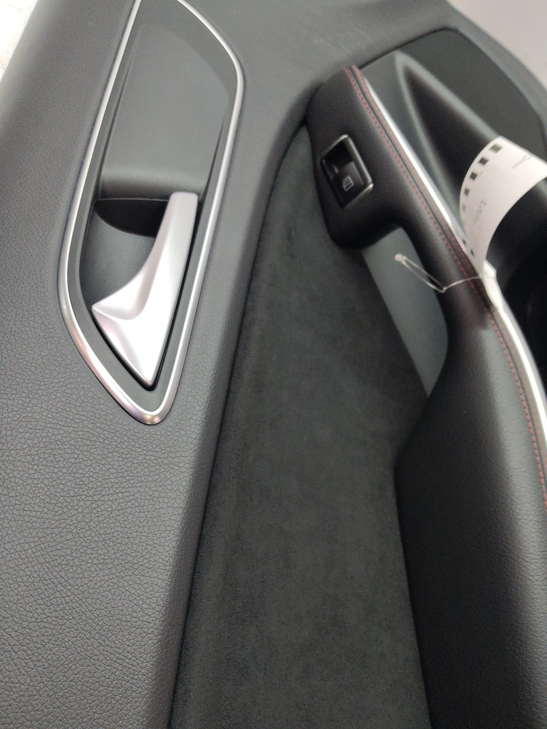 [MTD-512234] Revestimiento de puerta Mercedes Clase A W176 1.6 M270.910