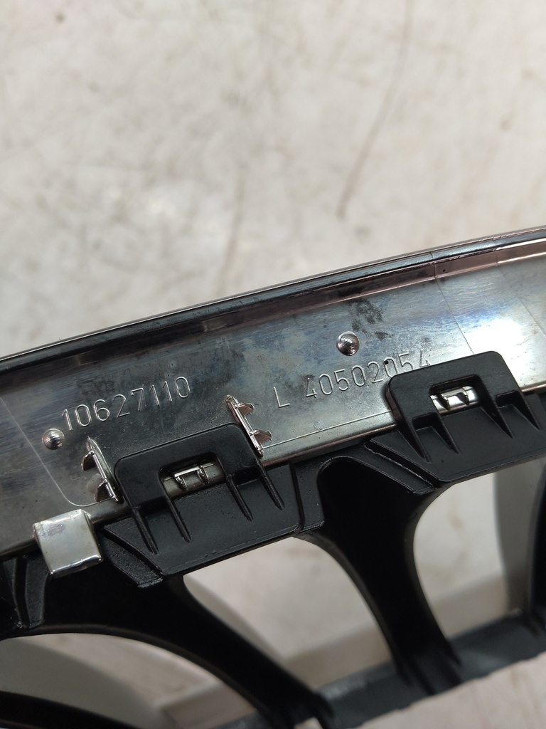 [MTD-513327] Tapa de balancines BMW Z4 E89 2.5 N52B25A N52B25O1 R40502055 L40502054