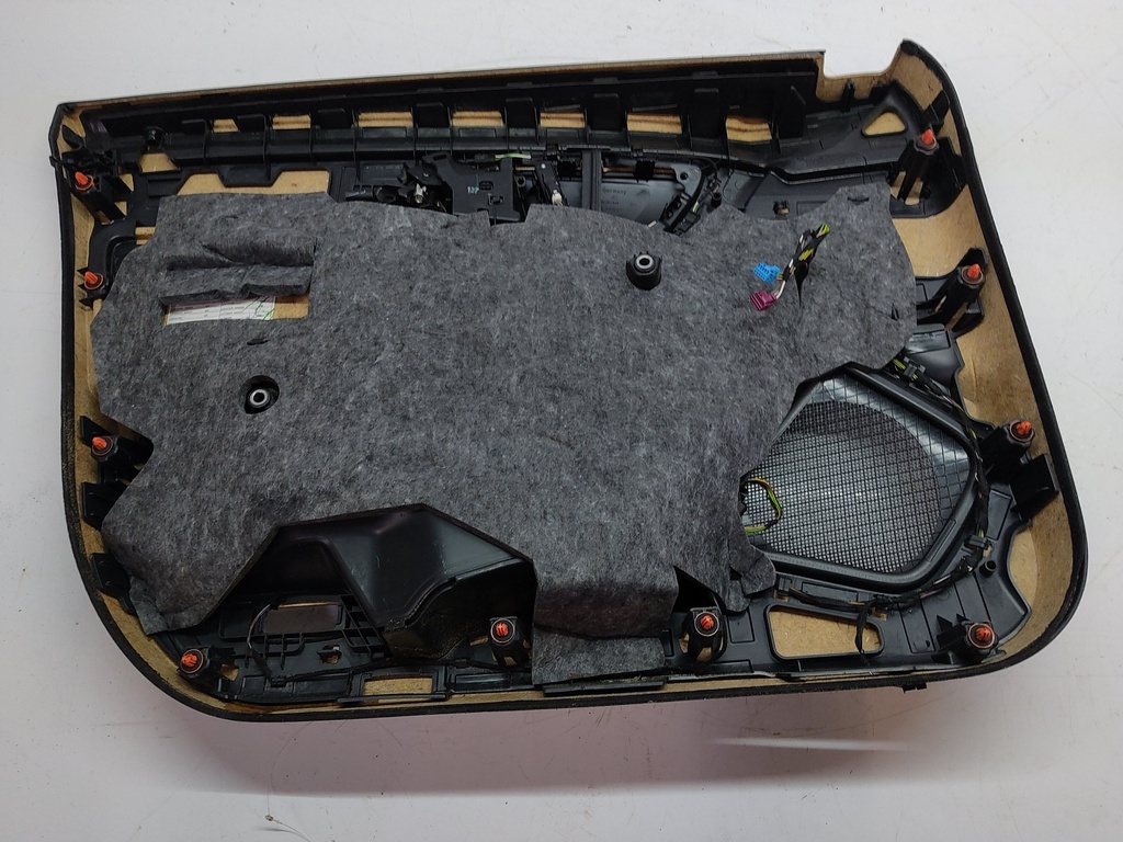 [MTD-514370] Revestimiento de puerta Mercedes CLA Coupé 1.8 M270.910