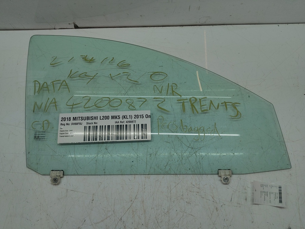 [MTD-515986] Cristal delantero derecho Mitsubishi L200 2.4 4N15 5706A958