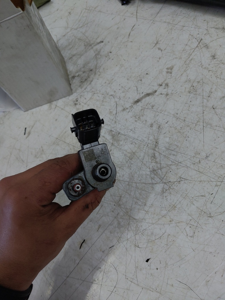 [MTD-518575] Inyector Volvo XC60 2.0 D420T8 D42 145kW 197CV 36012936