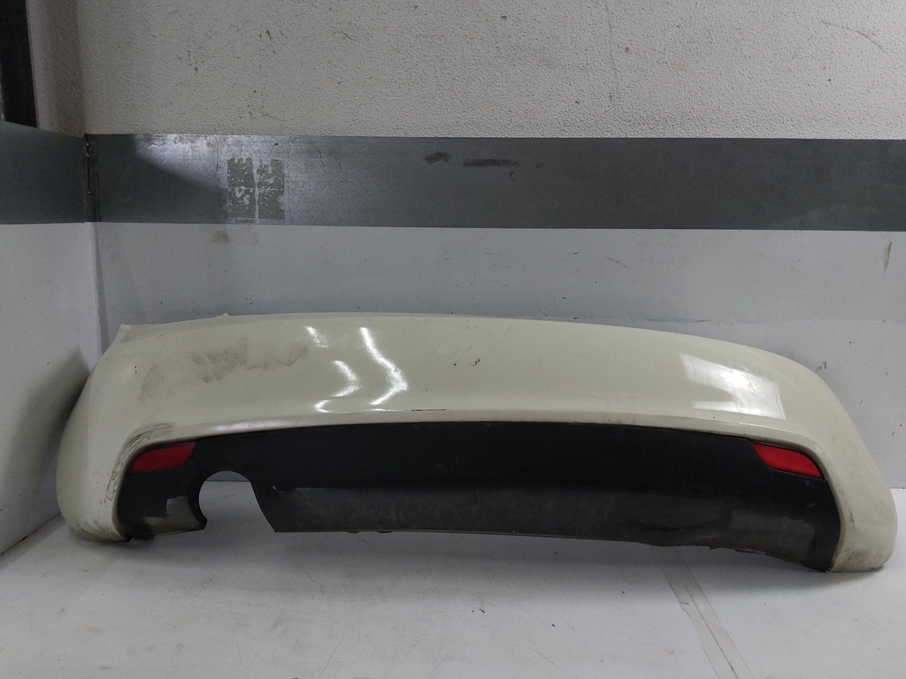 [MTD-521790] Parachoques Audi A1 8X1 8XK 1.6 TDI CAYC CAY 8X0807067 Blanco (Y9K)